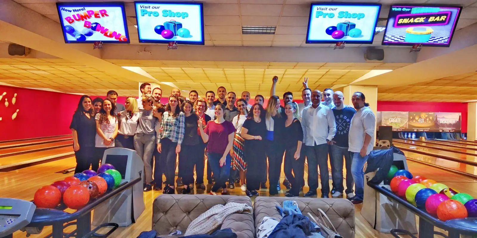 Santa Farma Ailesi Geleneksel Bowling Turnuvasında Buluştu